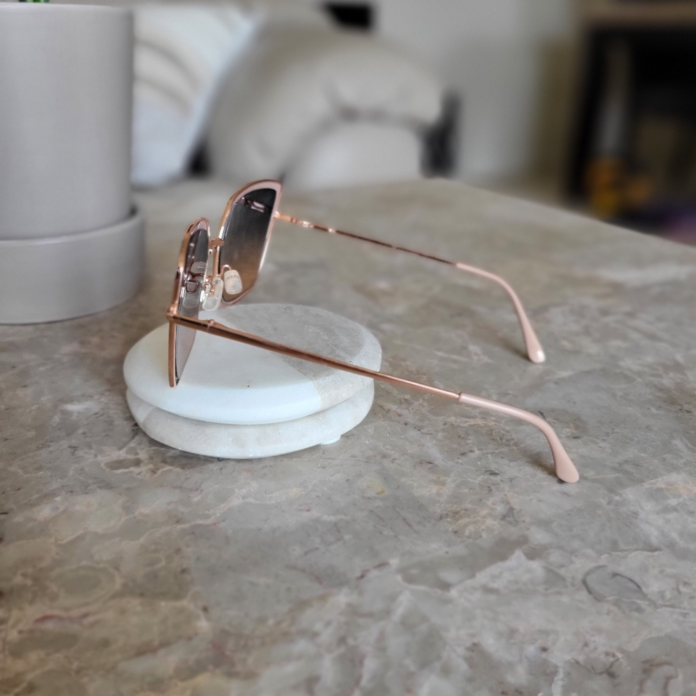 Square Cat Eye Rose Gold Frames - image 4
